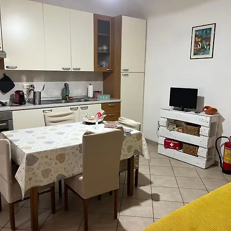 Ro Ma Apartment *