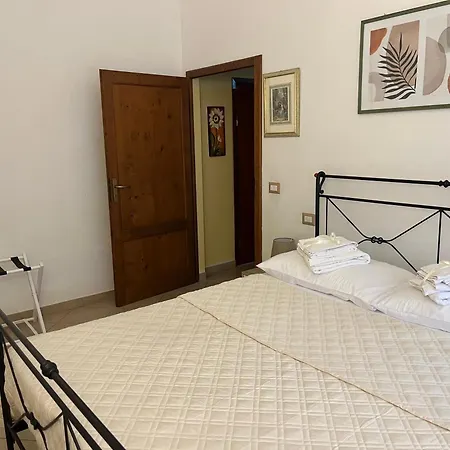 Ro Ma Apartment